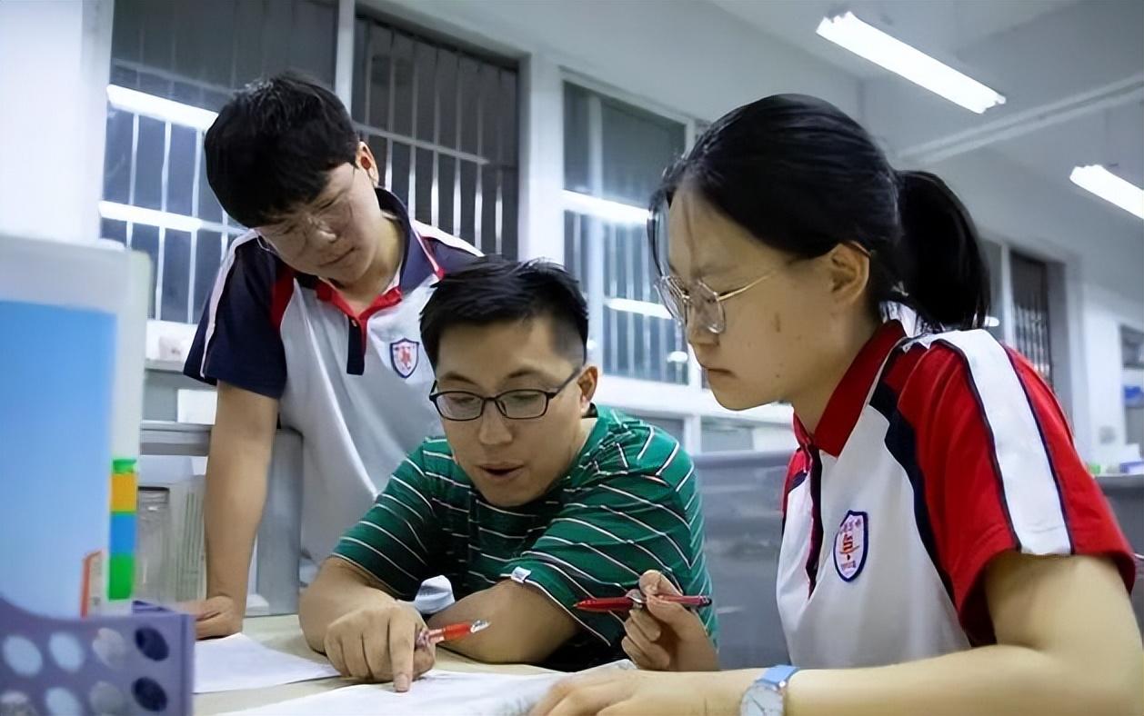 自学考试网课占比分析，探究网课在自学考试中占据的分数比重