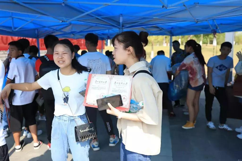 专升本与高考，两条不同的道路，共同的目标